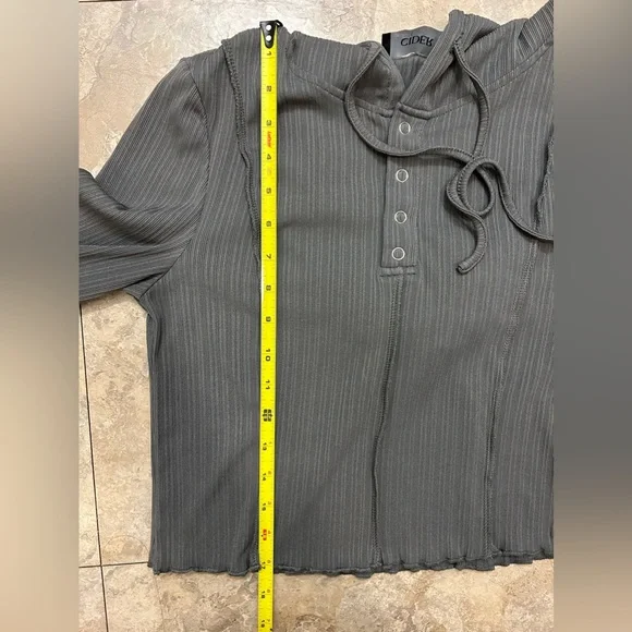 🍁Like New CIDER Ribbed Cropped Long Sleeve - Picture 2 of 9